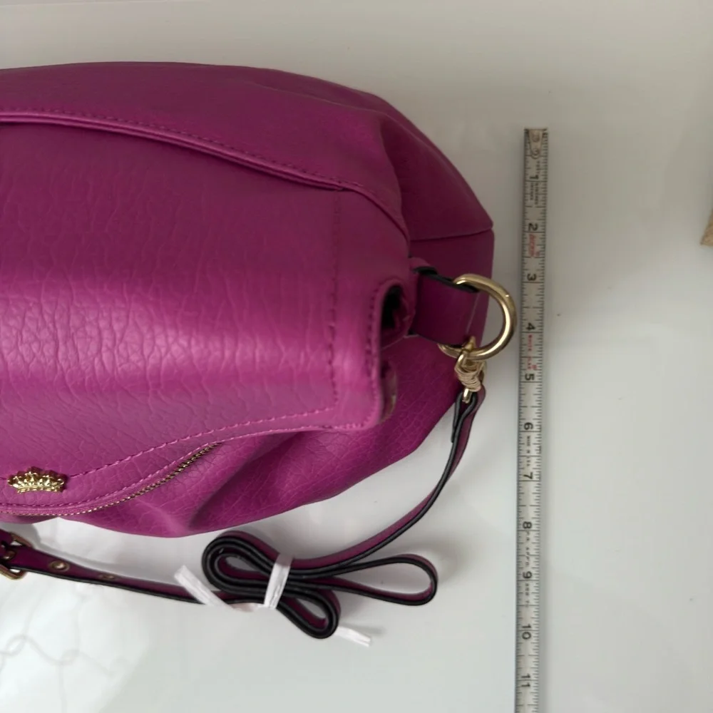 Juicy Couture Greta Flap Crossbody Bag Fuchsia Pink Gold Chain Y2K Hobo Purse